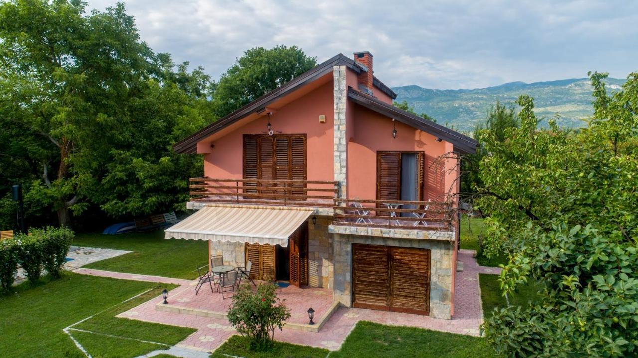 Vila Andrea Danilovgrad Dış mekan fotoğraf